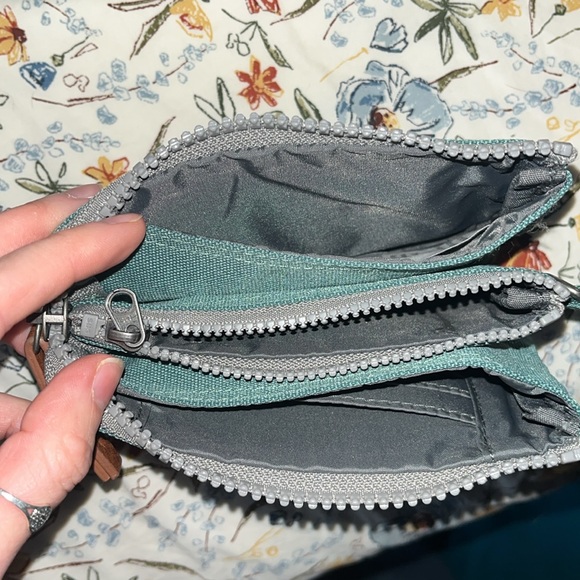 ORI Zippable Wallet - Picture 3 of 3